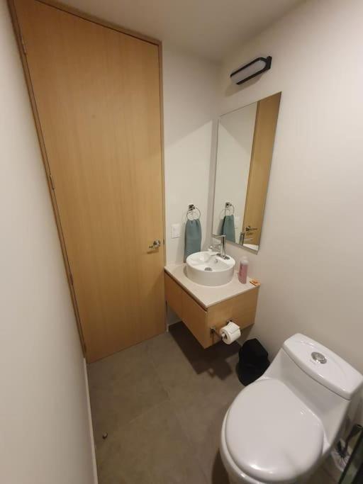 Hermoso Apartamento Nuevo Ubicado En Zona Centrica Guadalajara Luaran gambar